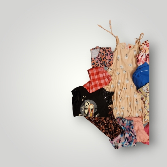 Girls all season bundle lot shirts dress sweater shorts leggings 7 8 - Picture 6 of 13